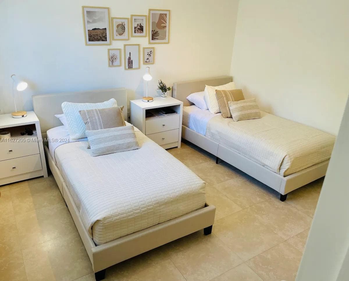 100 Sunrise Dr # 24, Key Biscayne FL 33149 — 18
