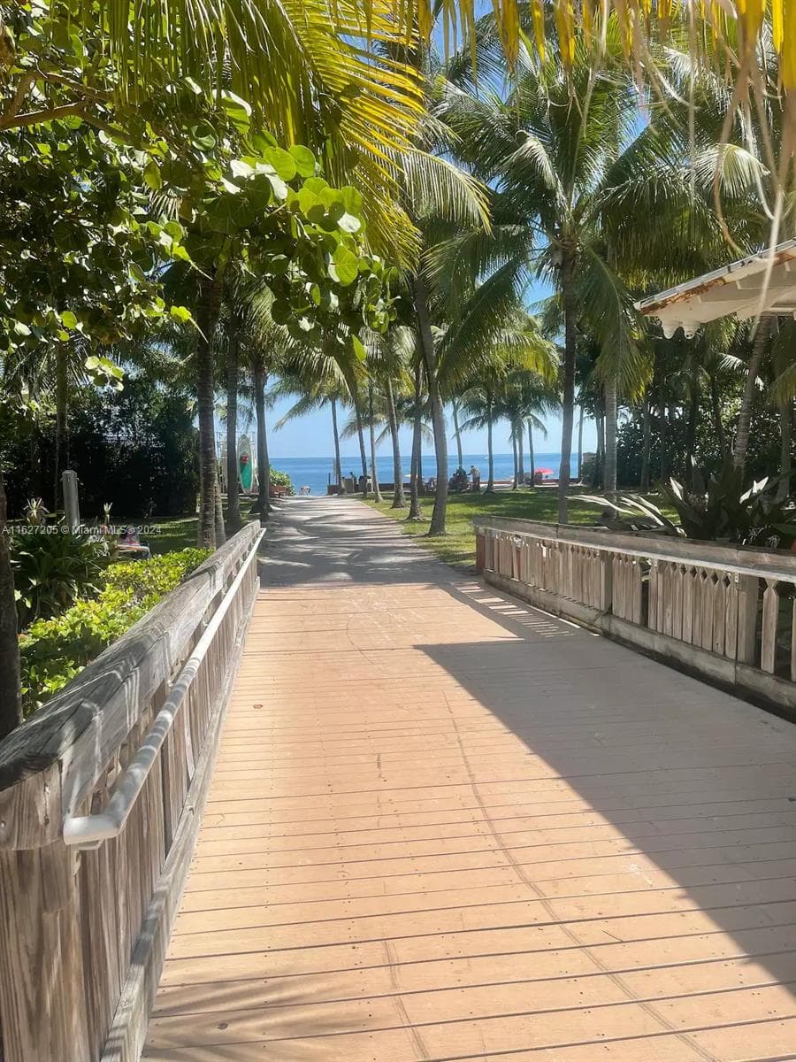 100 Sunrise Dr # 24, Key Biscayne FL 33149 — 31