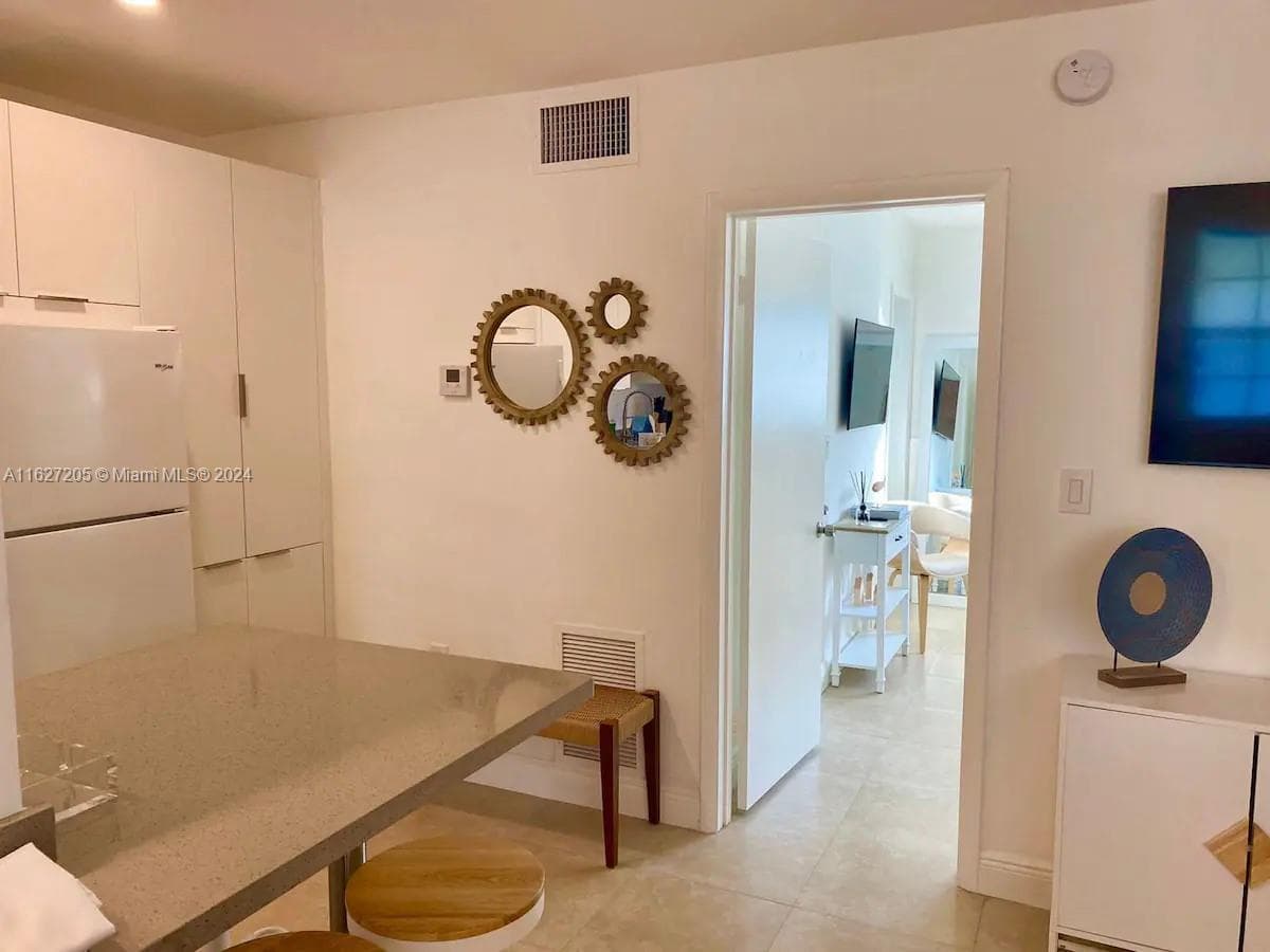 100 Sunrise Dr # 24, Key Biscayne FL 33149 — 4