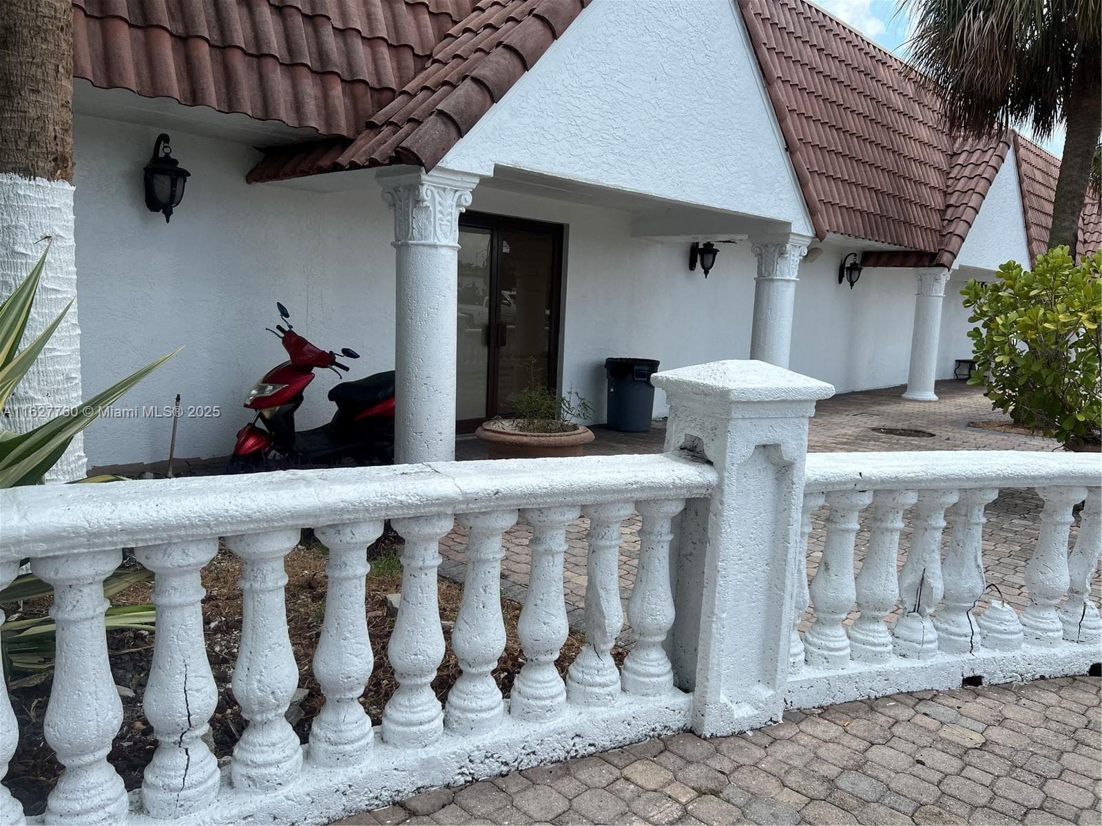 16805 NW 12th Ave, Miami Gardens FL 33169 — 10