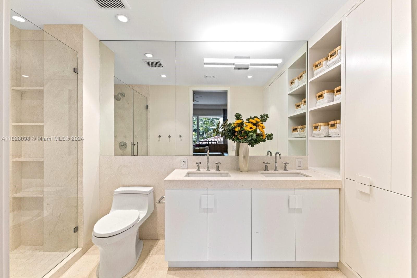 5221 Fisher Island Dr # 5221, Miami Beach FL 33109 — 32