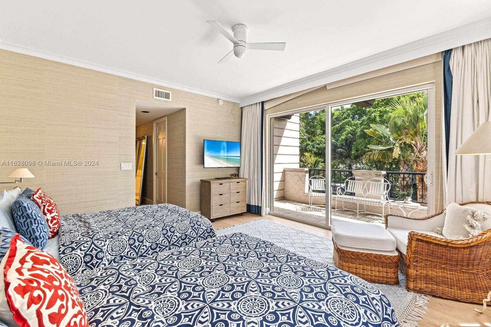 5221 Fisher Island Dr # 5221, Miami Beach FL 33109 — 34