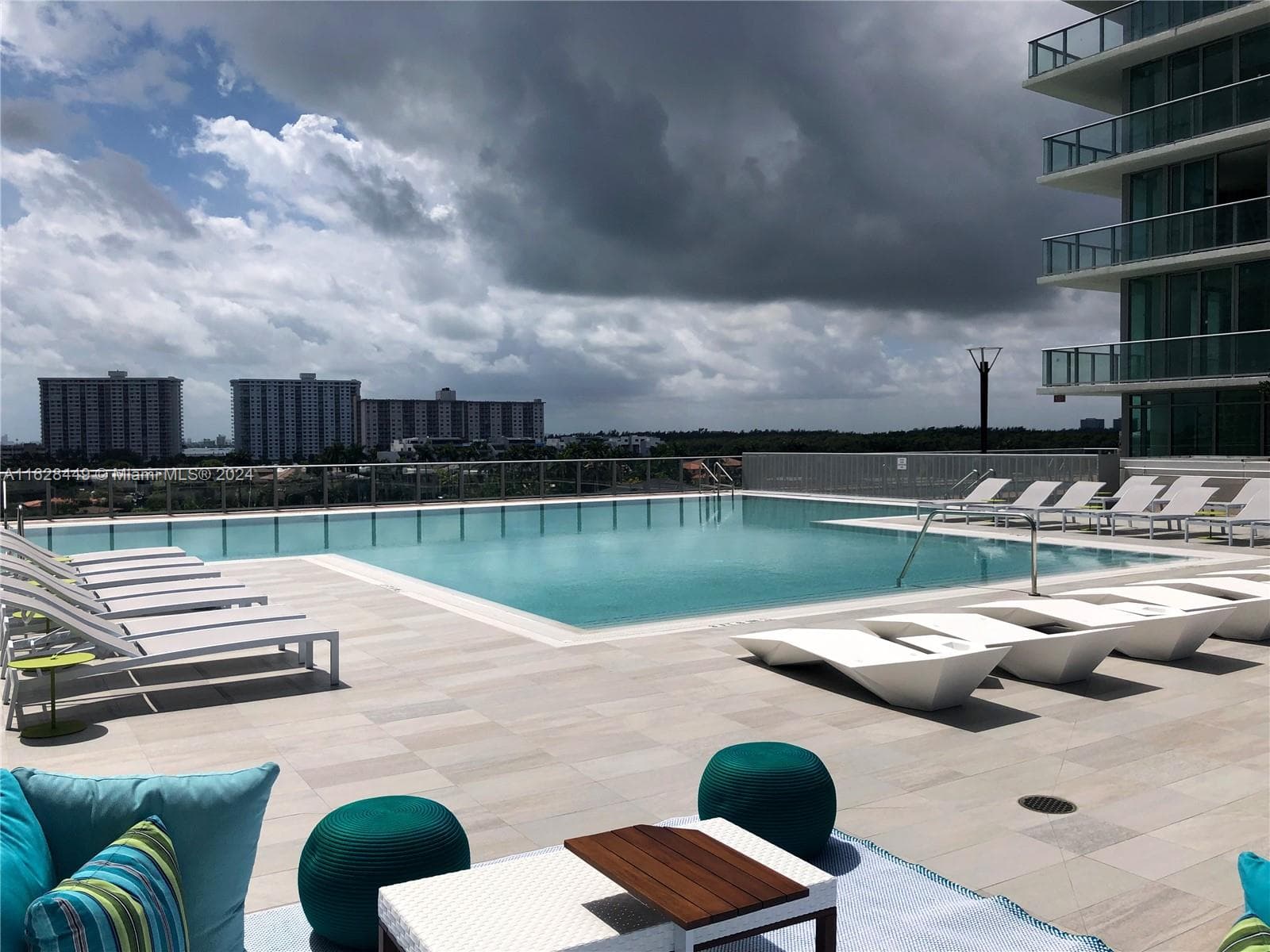 300 Sunny Isles Blvd # 2103, Sunny Isles Beach FL 33160 — 40