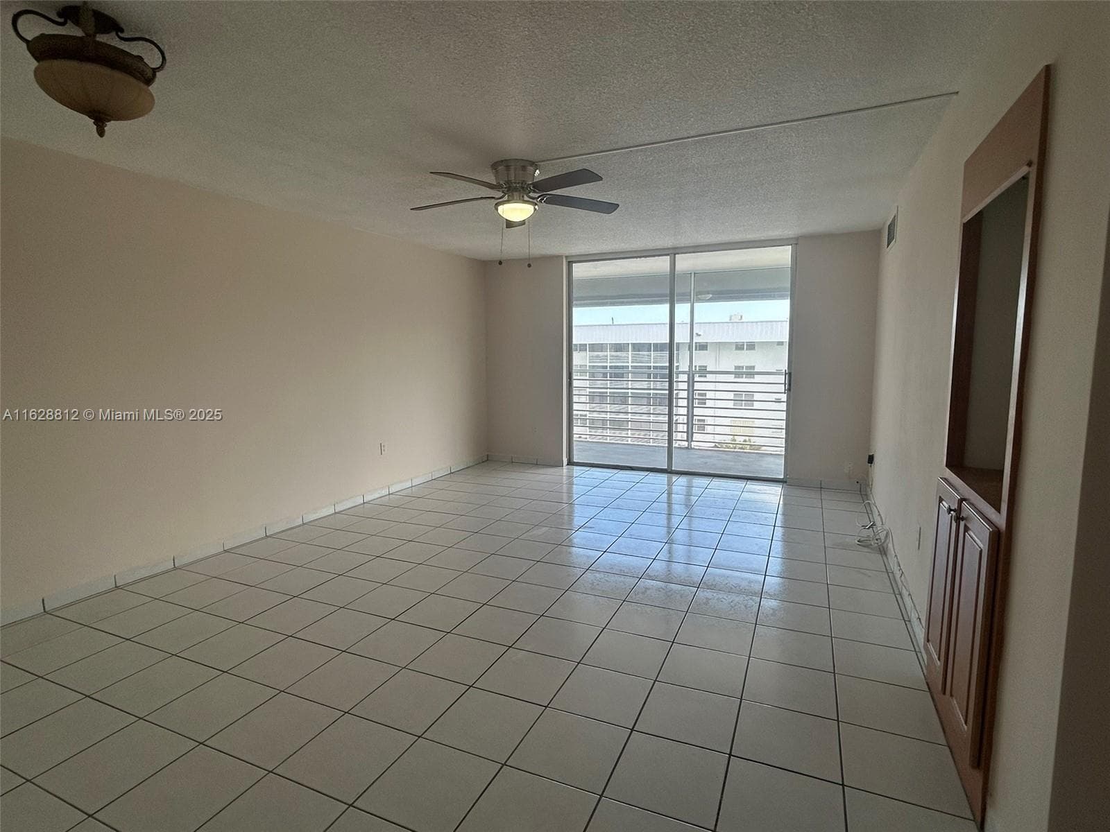 3600 NE 170th St # 411, North Miami Beach FL 33160 — 6