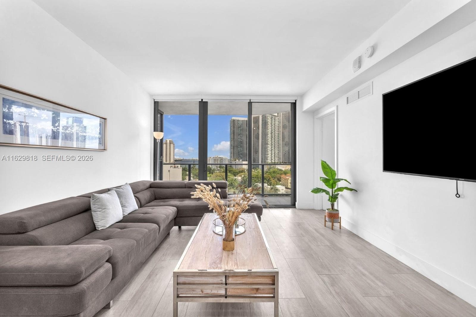 121 NE 34th St # 905, Miami FL 33137 — 6