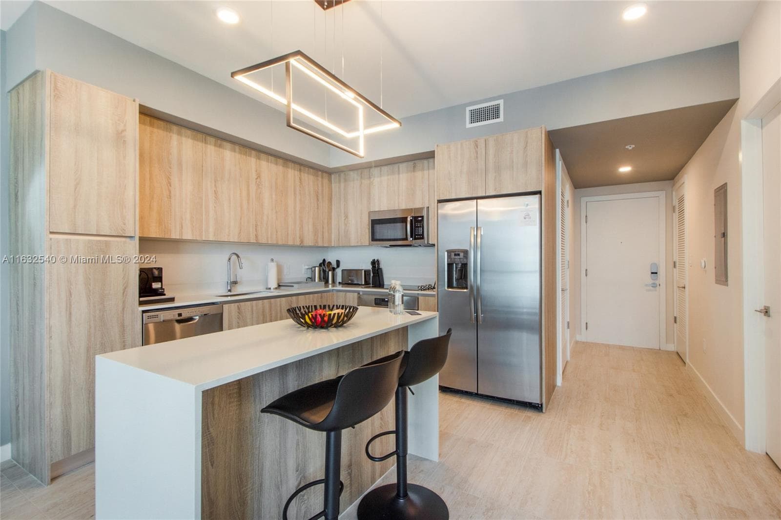 3900 Biscayne Blvd # 917, Miami FL 33137 — 7