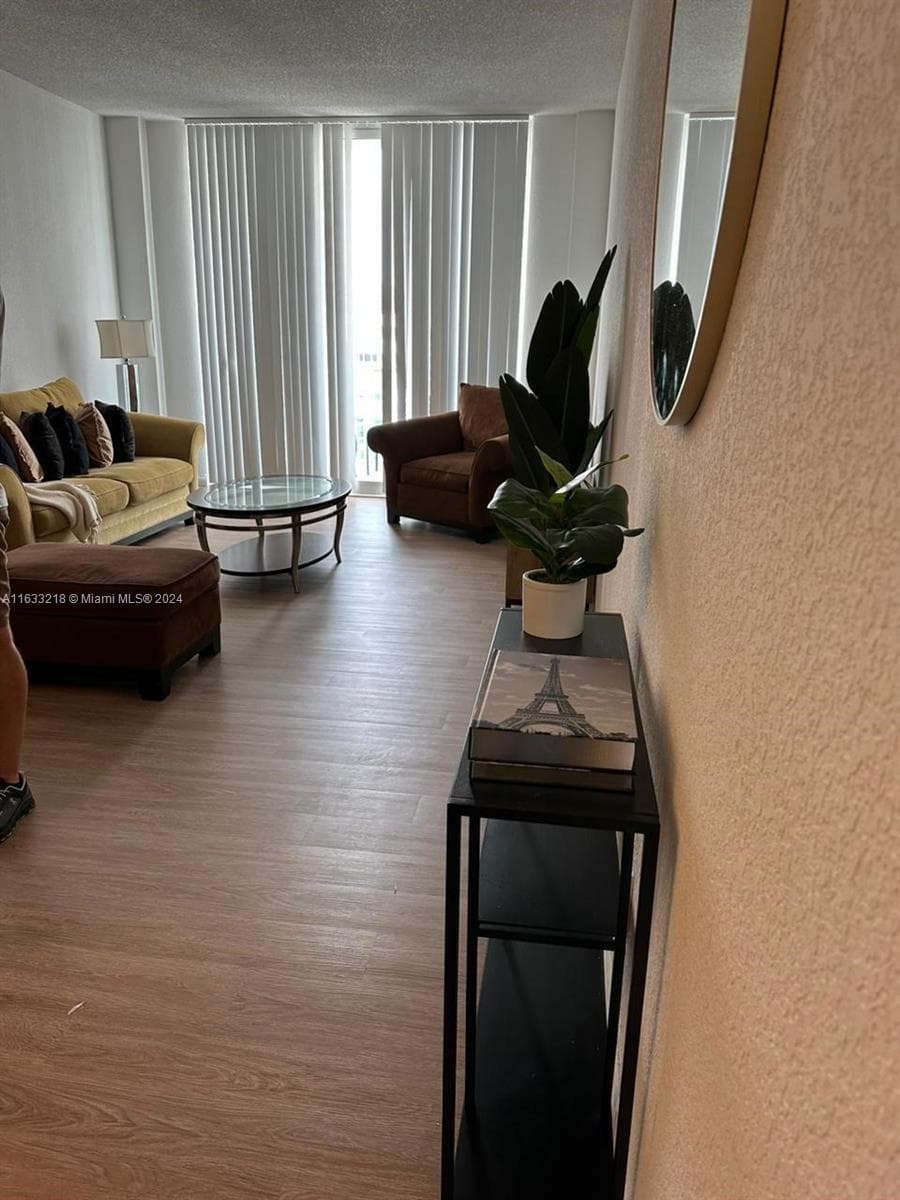 19380 Collins Ave # 7, Sunny Isles Beach FL 33160 — 9