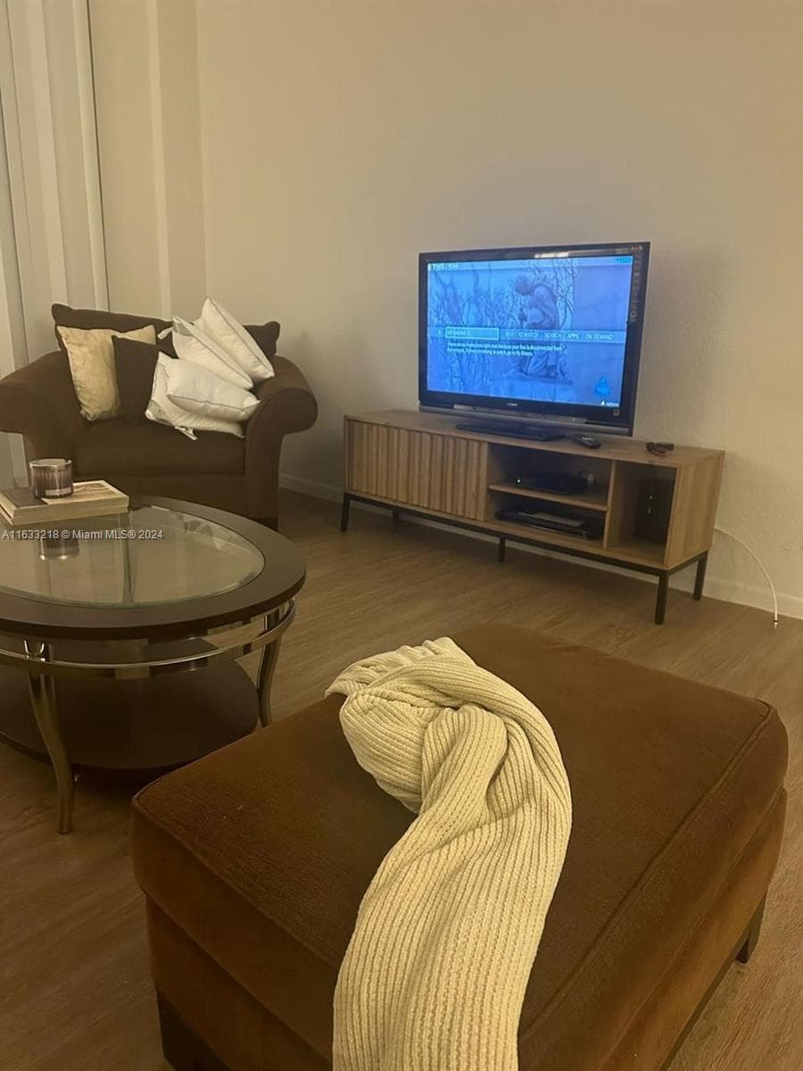 19380 Collins Ave # 7, Sunny Isles Beach FL 33160 — 14
