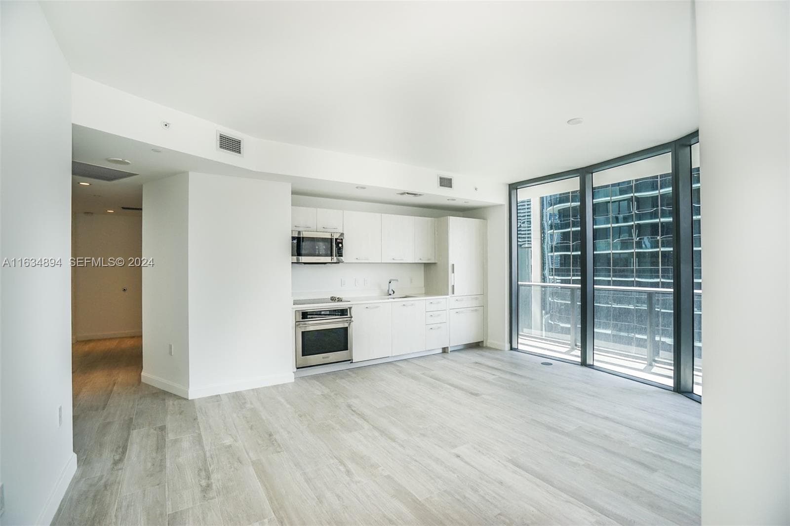 55 SW 9th ST # 2108, Miami FL 33130 — 2