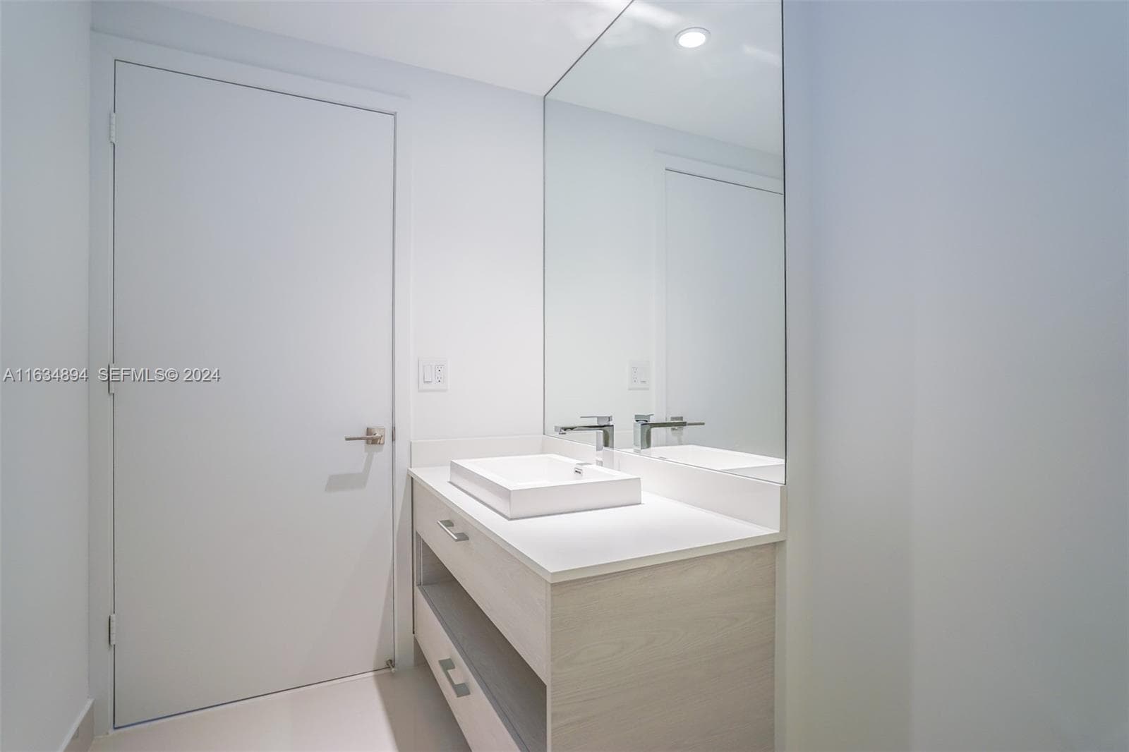 55 SW 9th ST # 2108, Miami FL 33130 — 16
