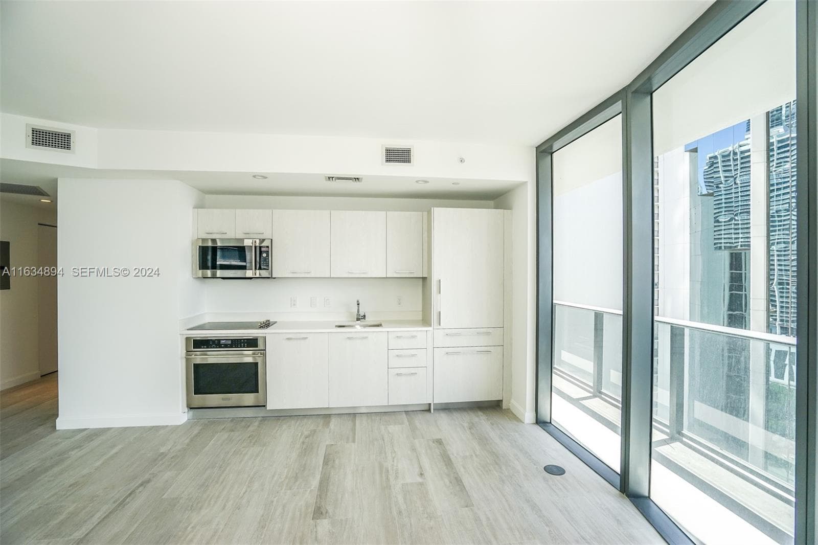 55 SW 9th ST # 2108, Miami FL 33130 — 3