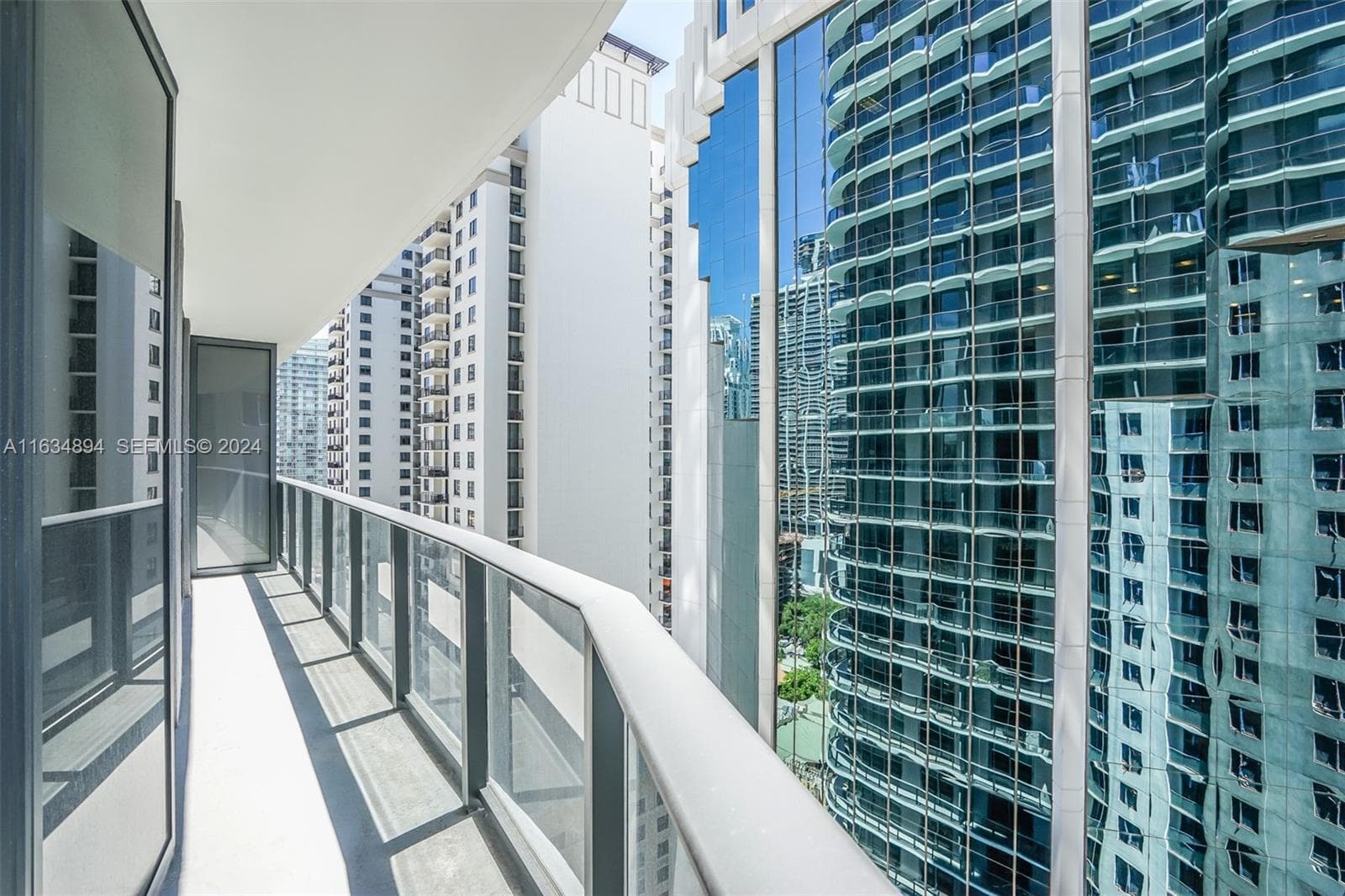 55 SW 9th ST # 2108, Miami FL 33130 — 28