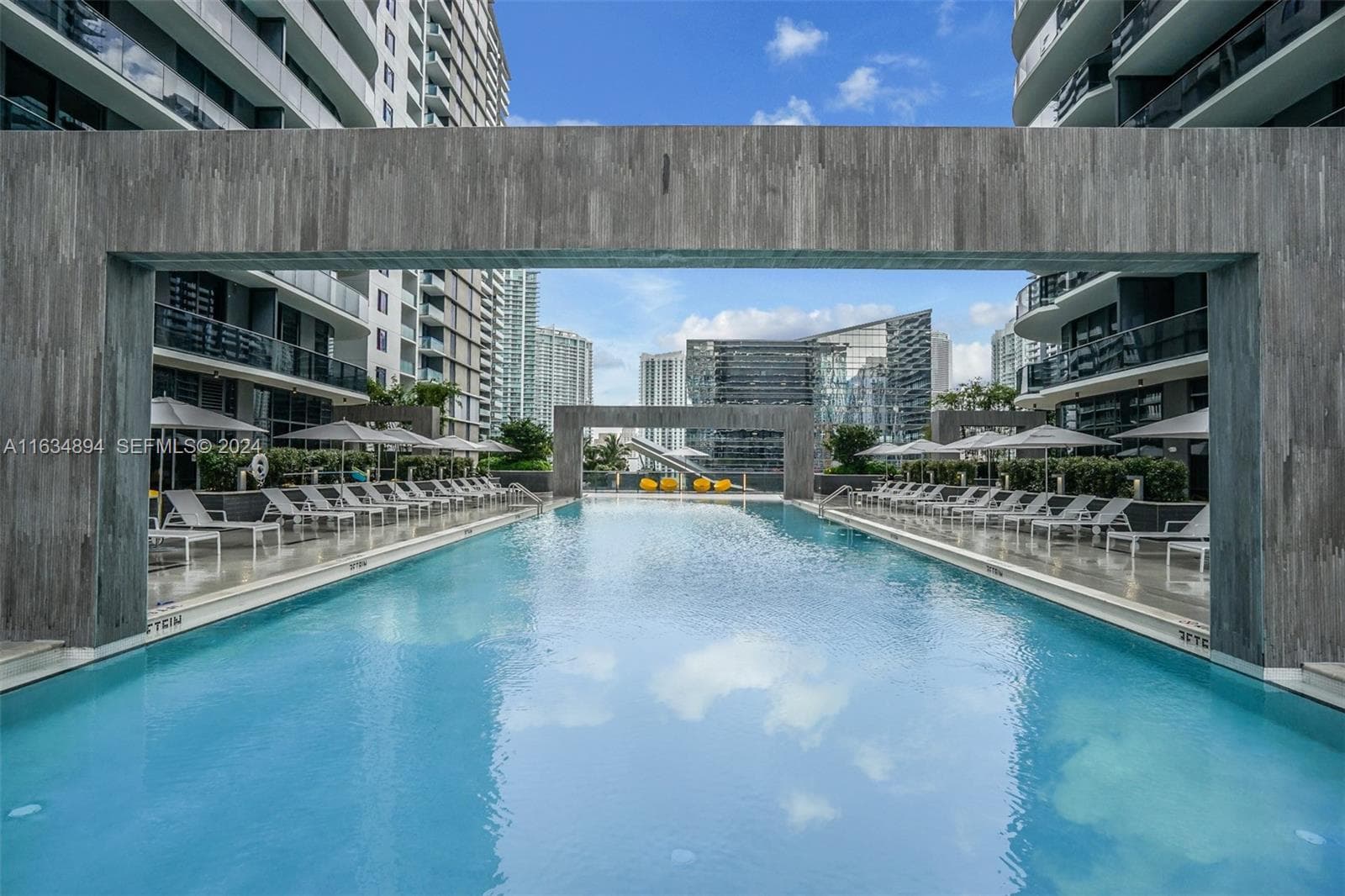 55 SW 9th ST # 2108, Miami FL 33130 — 30