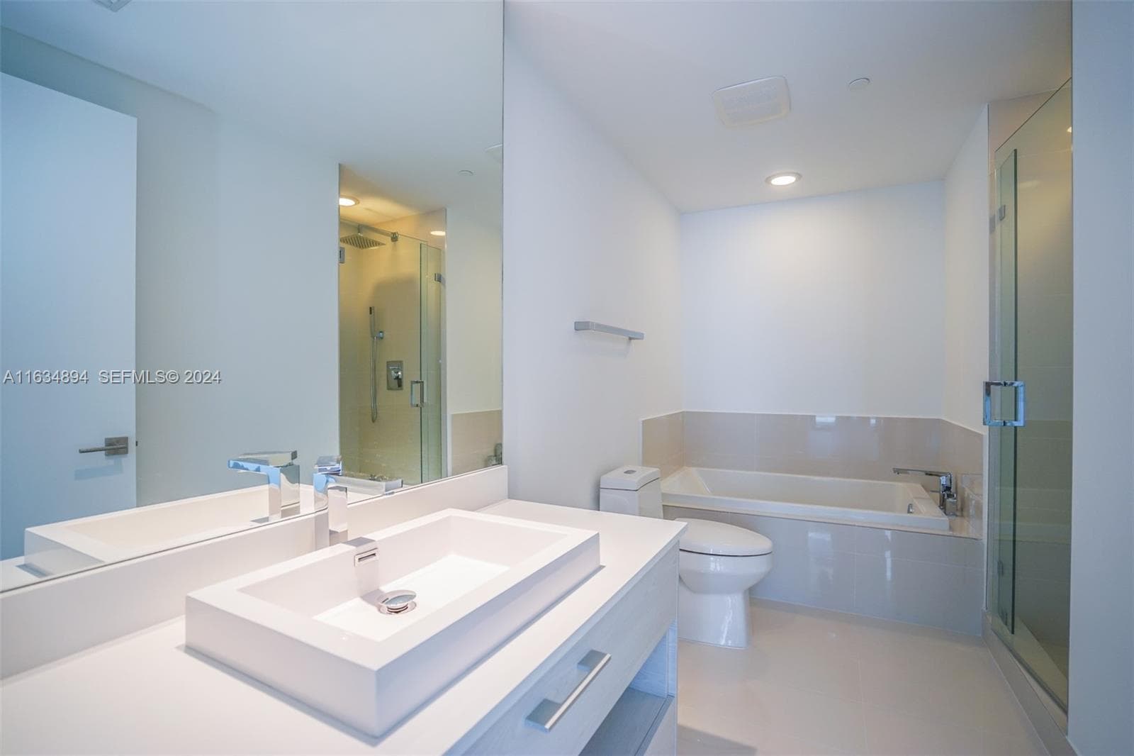 55 SW 9th ST # 2108, Miami FL 33130 — 11