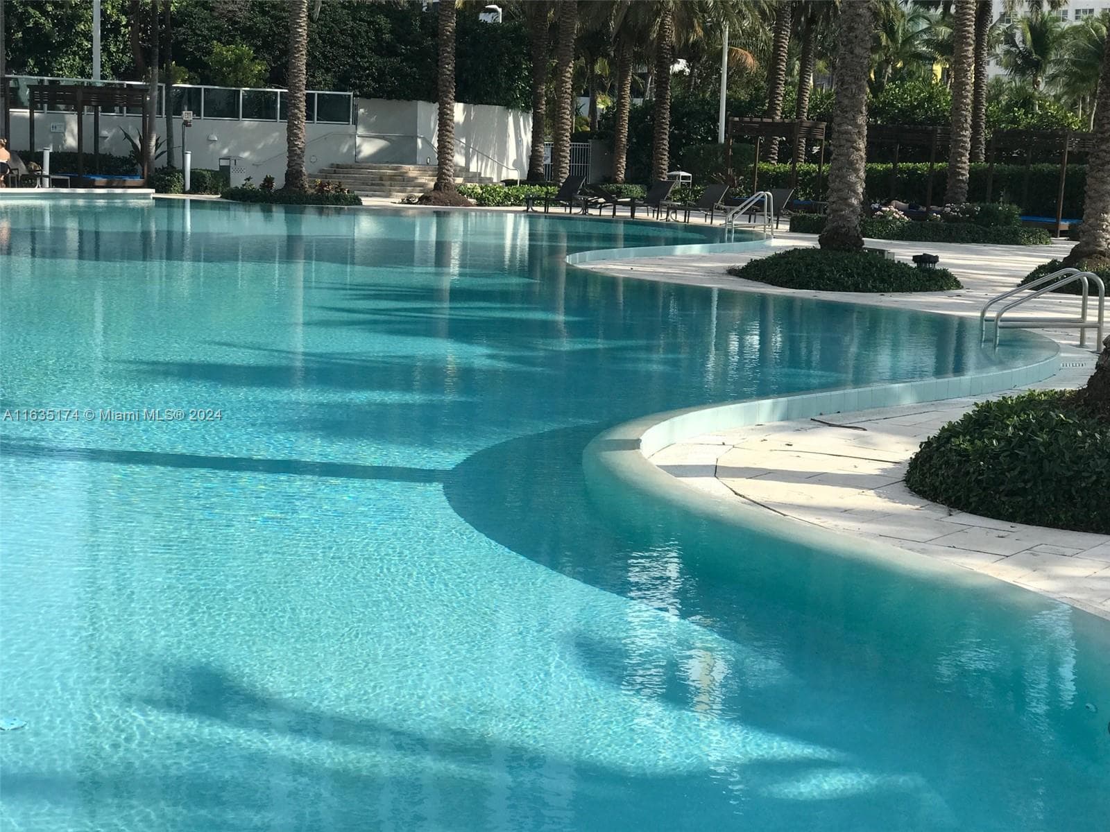 1500 Bay Rd # 522S, Miami Beach FL 33139 — 1
