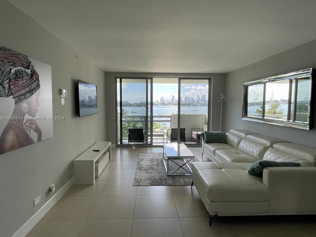 1500 Bay Rd # 522S, Miami Beach FL 33139 — 58