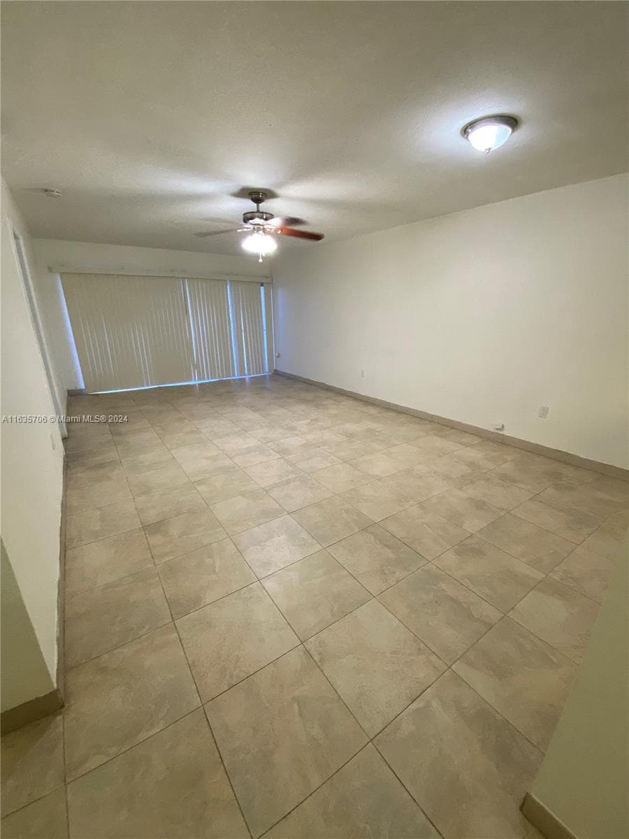4525 W 20 AV # 123, Hialeah FL 33012 — 7