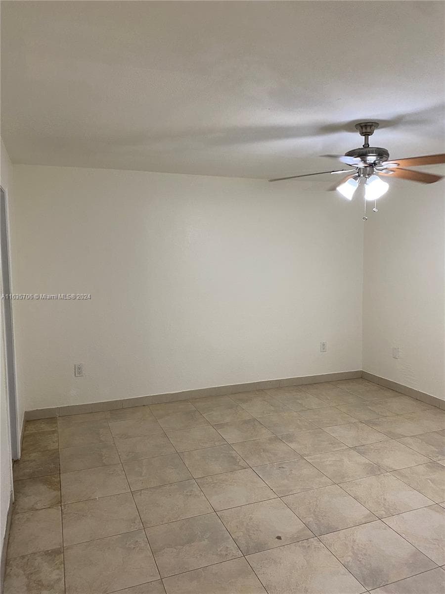 4525 W 20 AV # 123, Hialeah FL 33012 — 9