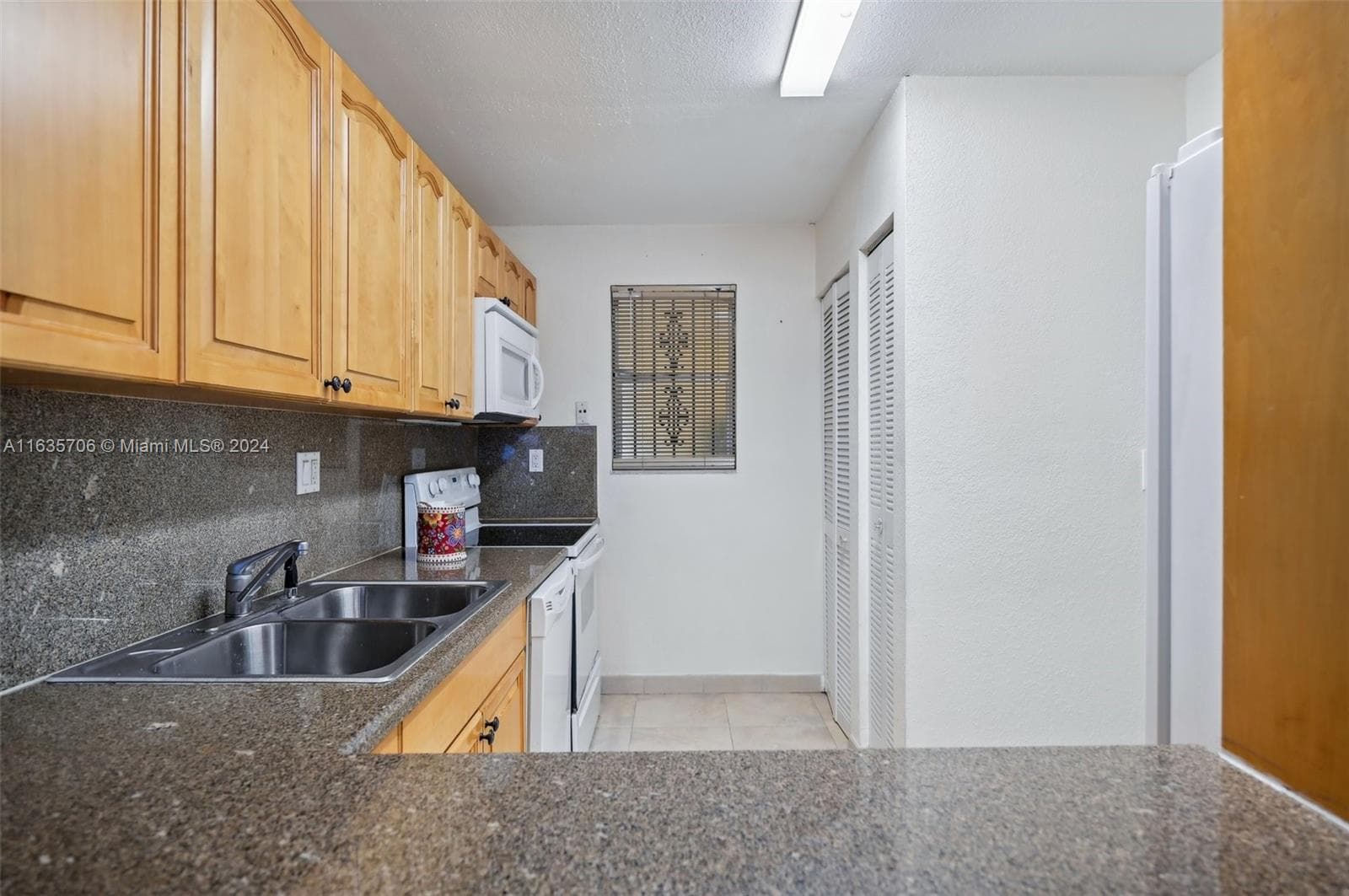 4525 W 20 AV # 123, Hialeah FL 33012 — 19
