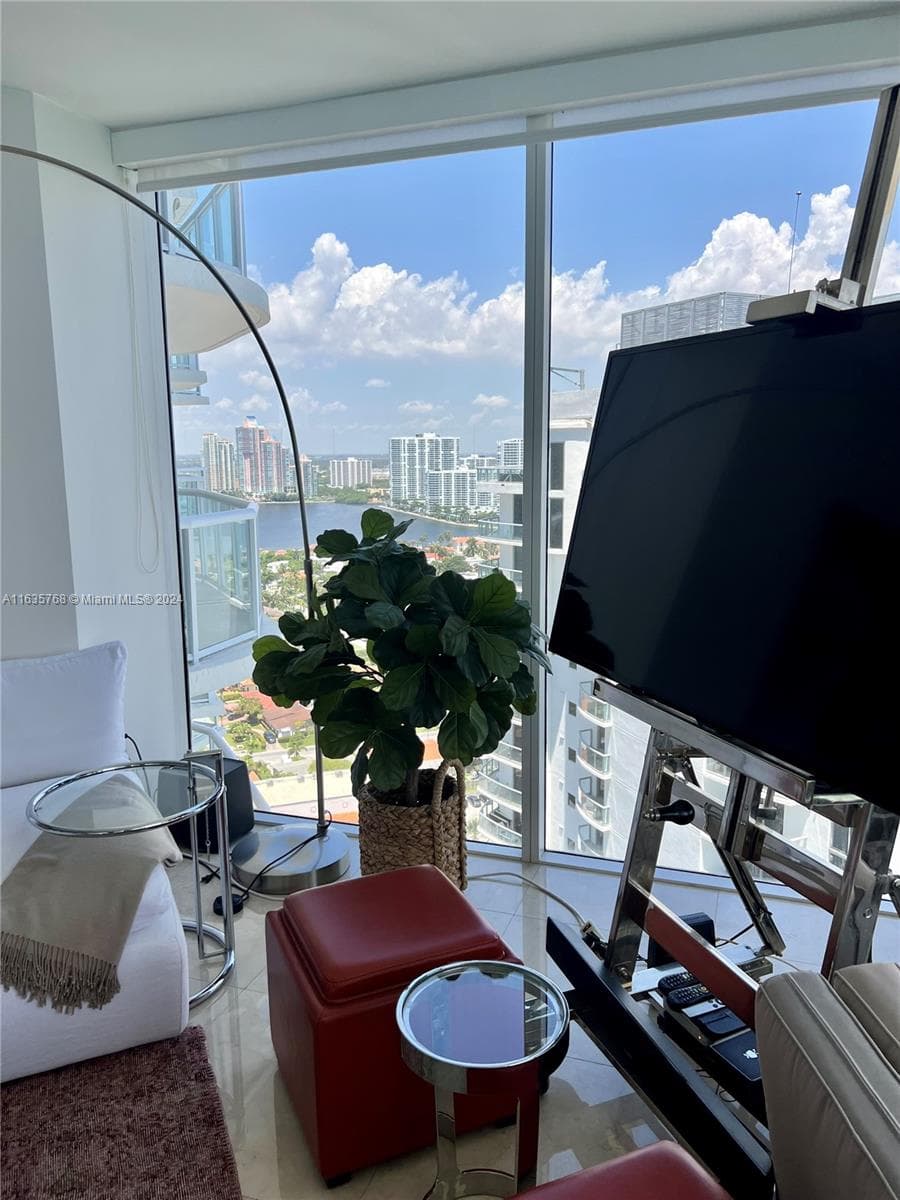 18671 Collins Ave # 2702, Sunny Isles Beach FL 33160 — 9