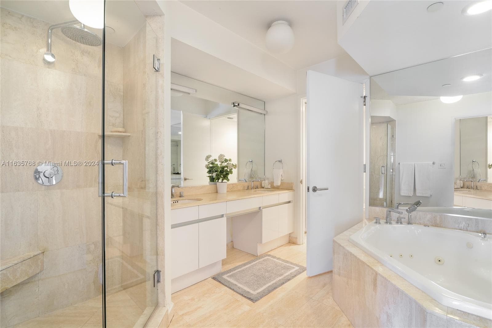 18671 Collins Ave # 2702, Sunny Isles Beach FL 33160 — 18