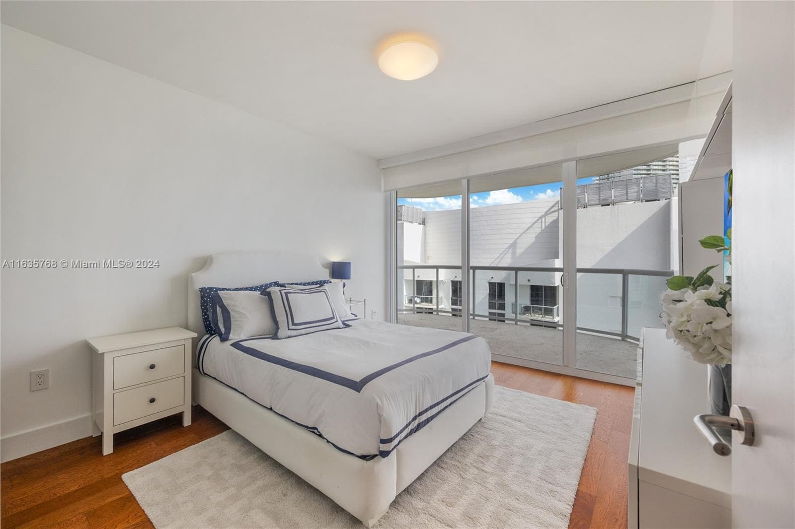 18671 Collins Ave # 2702, Sunny Isles Beach FL 33160 — 21