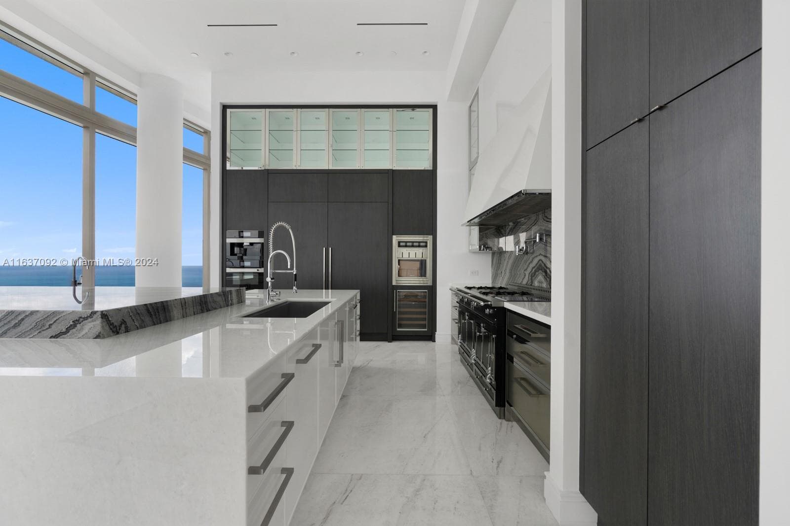 17901 Collins, Sunny Isles Beach FL 33160 — 33