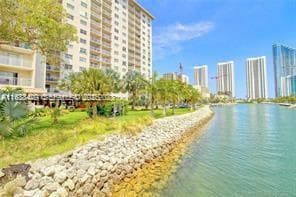 400 Kings Point Dr # 320, Sunny Isles Beach FL 33160 — 12