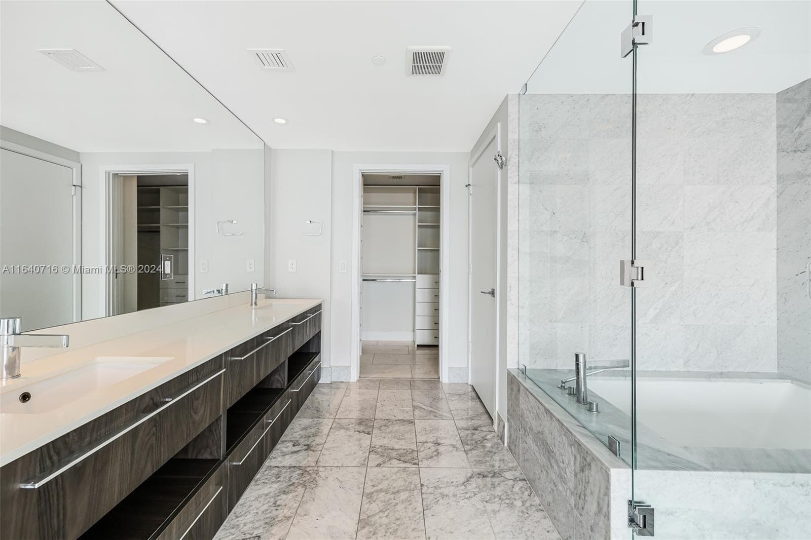 3131 NE 7th Ave # 1101, Miami FL 33137 — 16