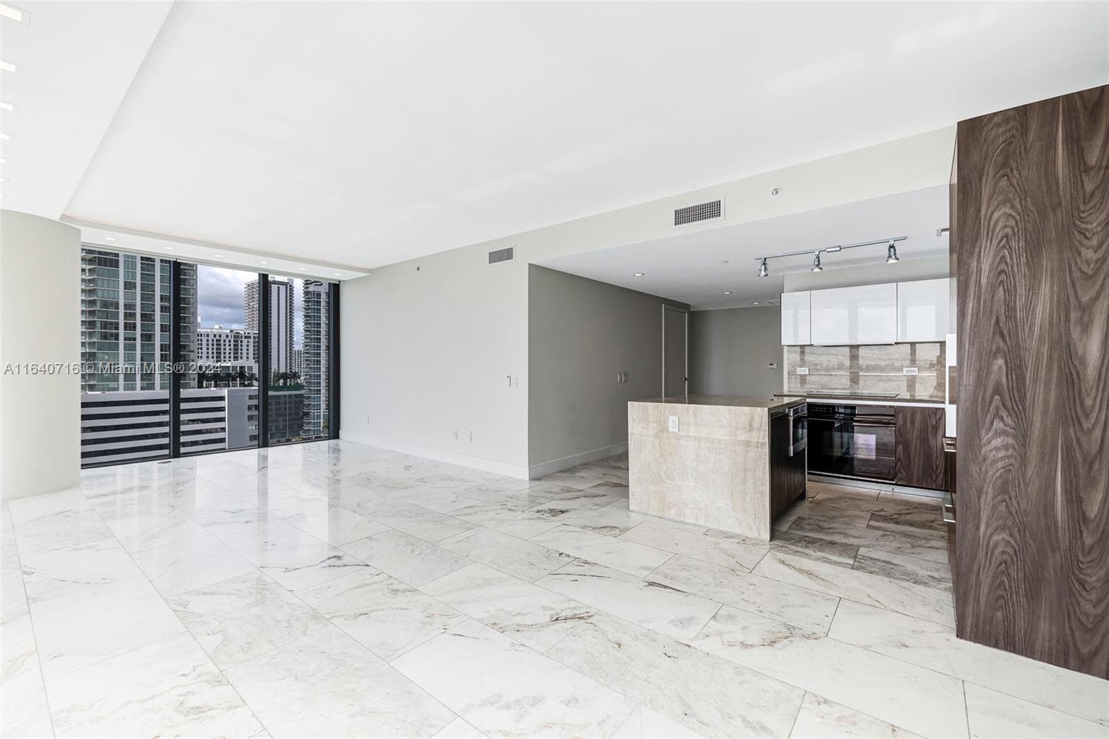 3131 NE 7th Ave # 1101, Miami FL 33137 — 5