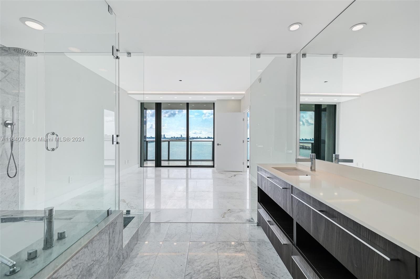3131 NE 7th Ave # 1101, Miami FL 33137 — 20