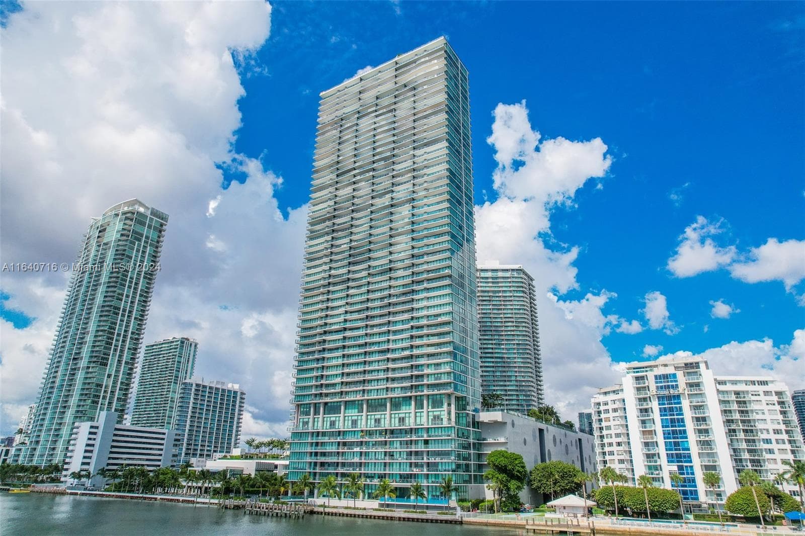 3131 NE 7th Ave # 1101, Miami FL 33137 — 33