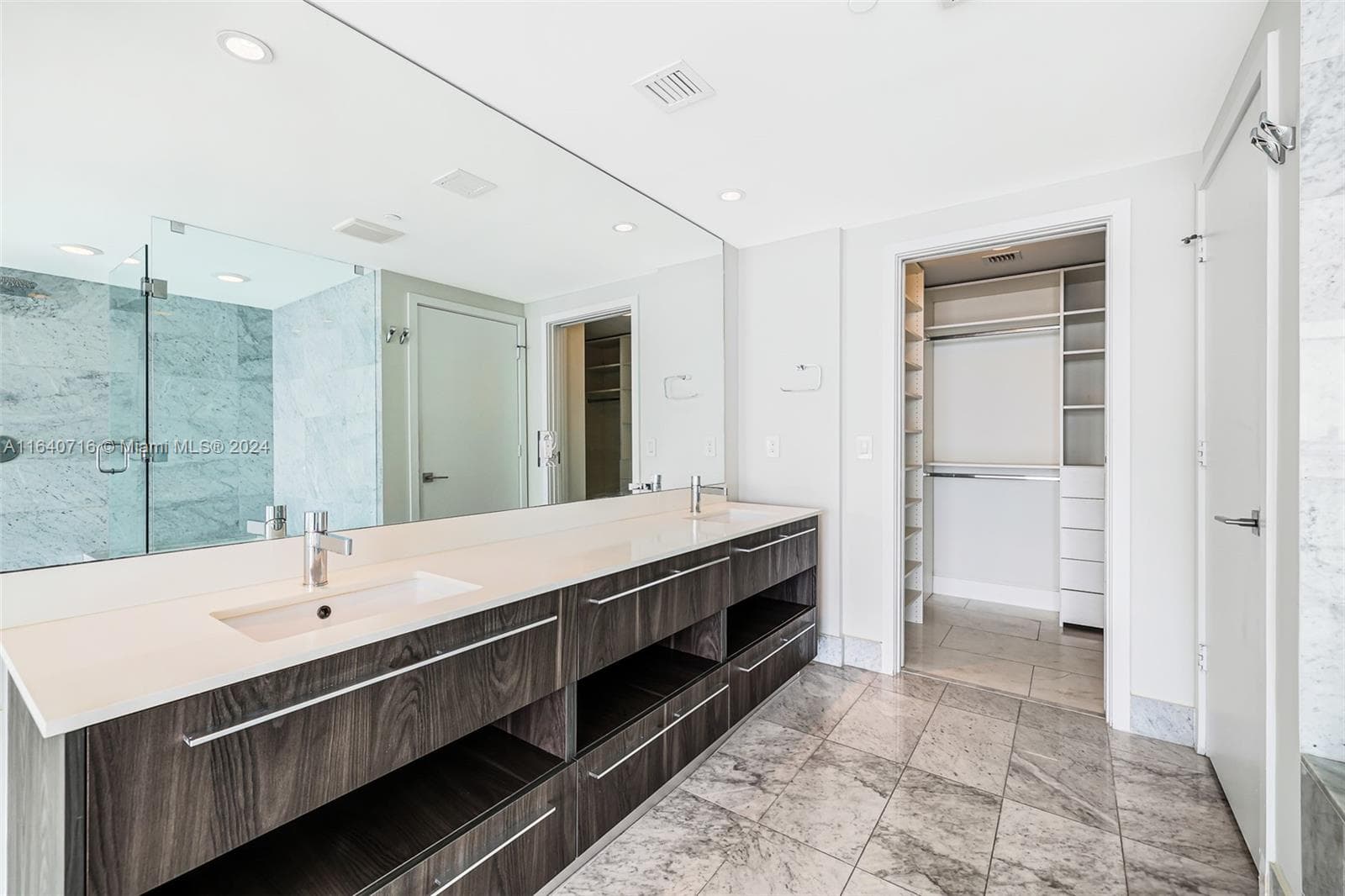 3131 NE 7th Ave # 1101, Miami FL 33137 — 19