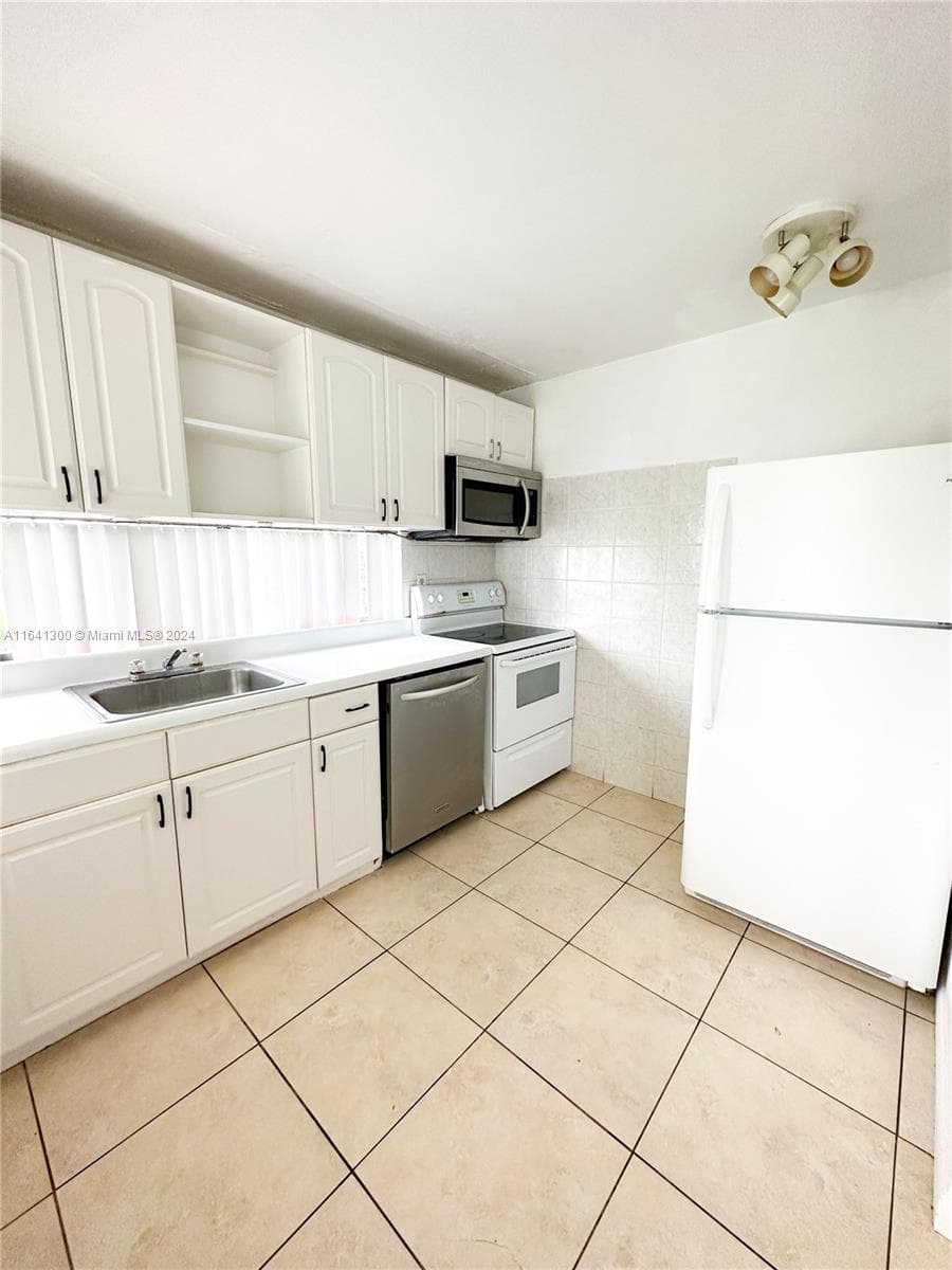 17021 N Bay Rd # 915, Sunny Isles Beach FL 33160 — 6