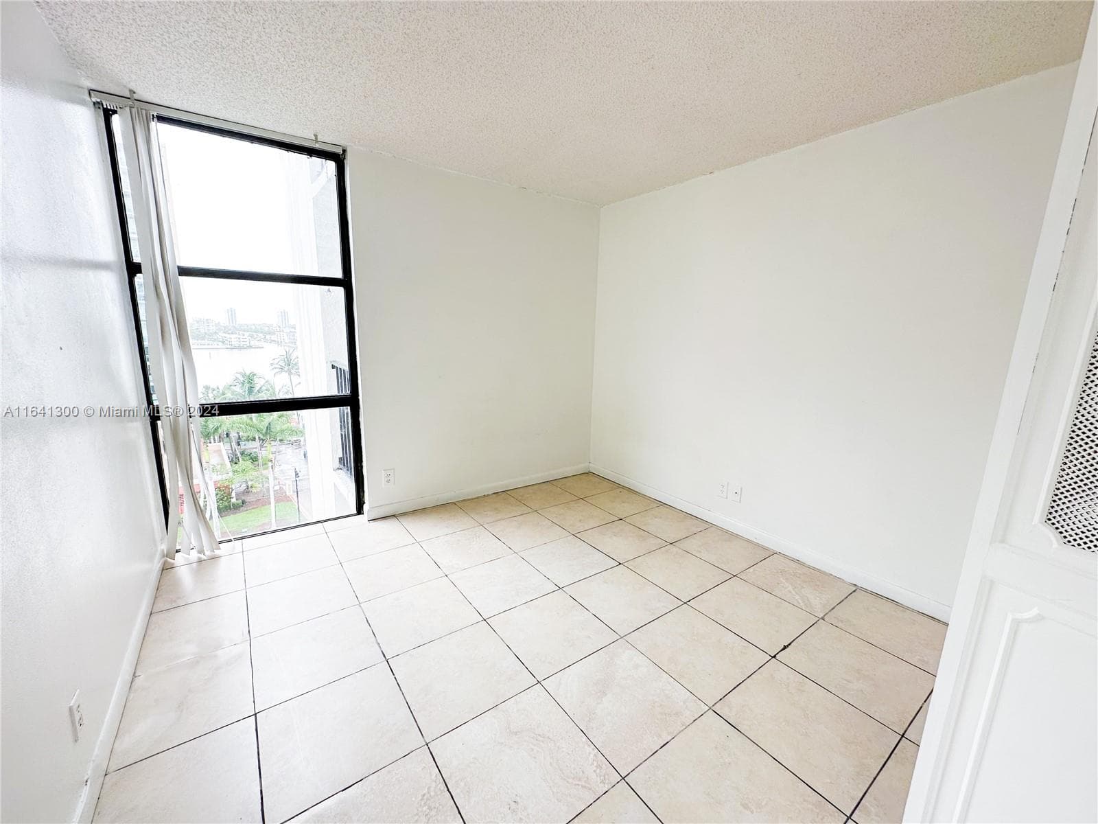 17021 N Bay Rd # 915, Sunny Isles Beach FL 33160 — 14