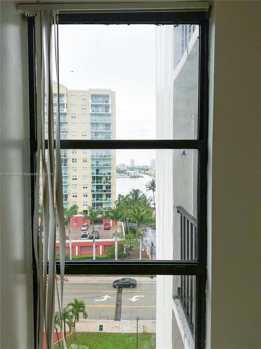17021 N Bay Rd # 915, Sunny Isles Beach FL 33160 — 11