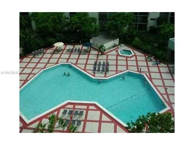 17021 N Bay Rd # 915, Sunny Isles Beach FL 33160 — 19