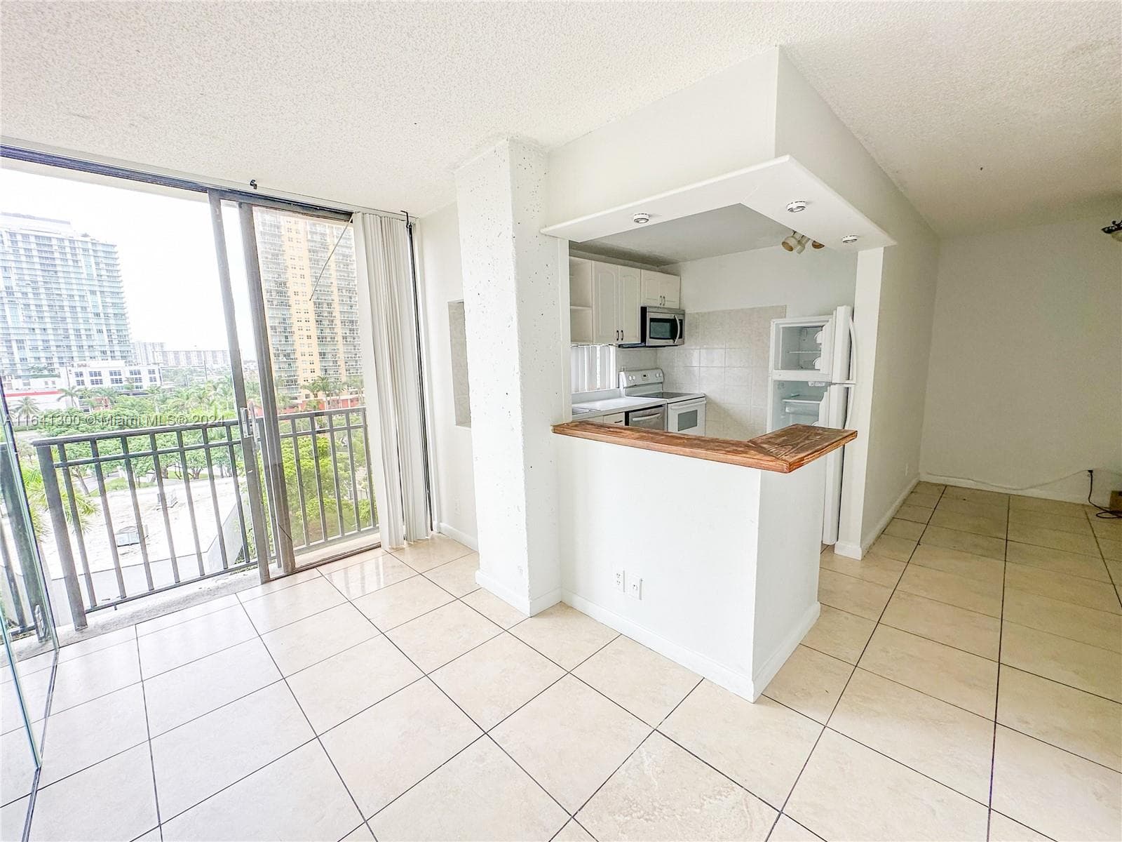 17021 N Bay Rd # 915, Sunny Isles Beach FL 33160 — 4