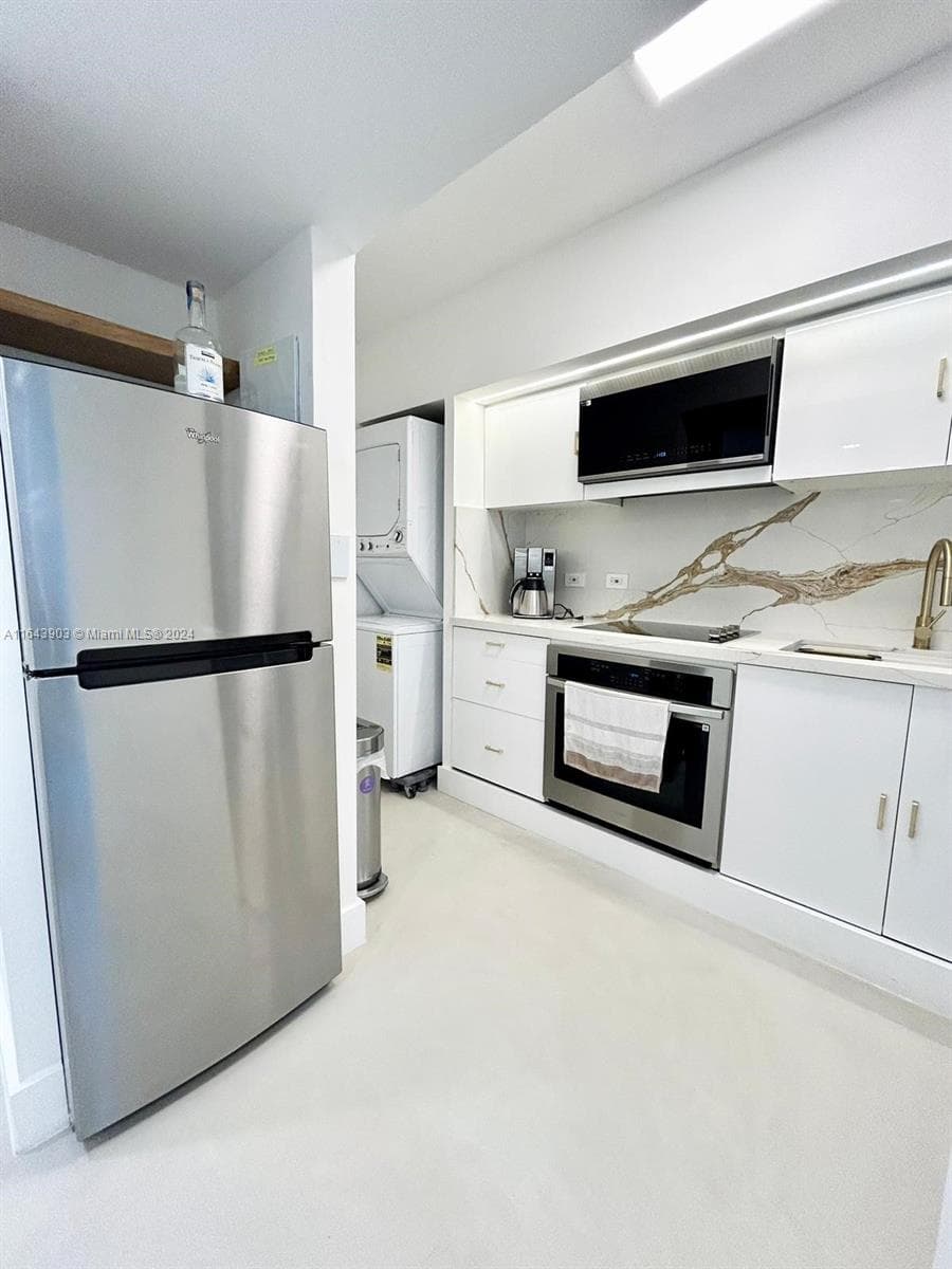 100 Lincoln Rd # 445, Miami Beach FL 33139 — 7