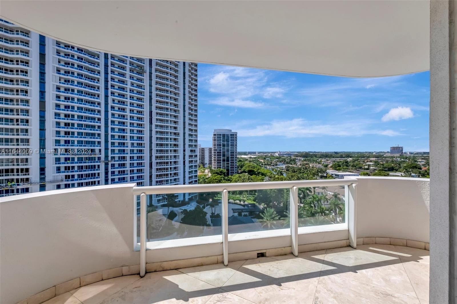 21200 Point Pl # 1204, Aventura FL 33180 — 45
