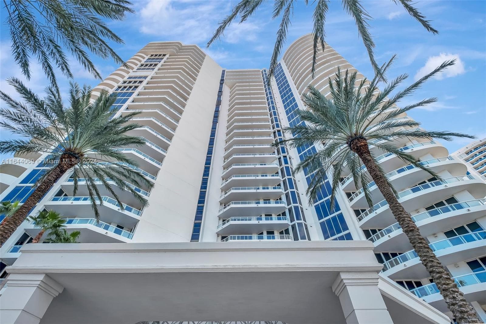 21200 Point Pl # 1204, Aventura FL 33180 — 68