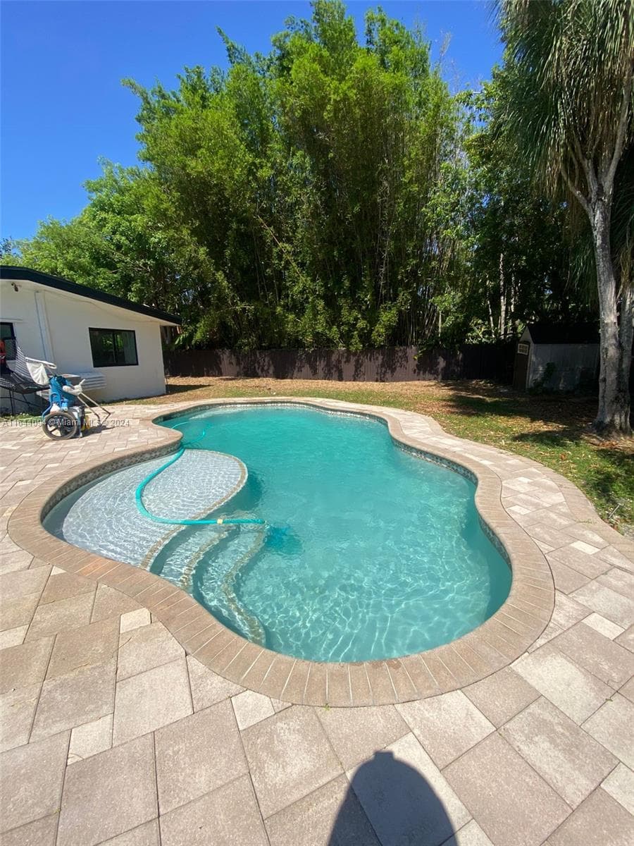630 NE 117th St, Biscayne Park FL 33161 — 1