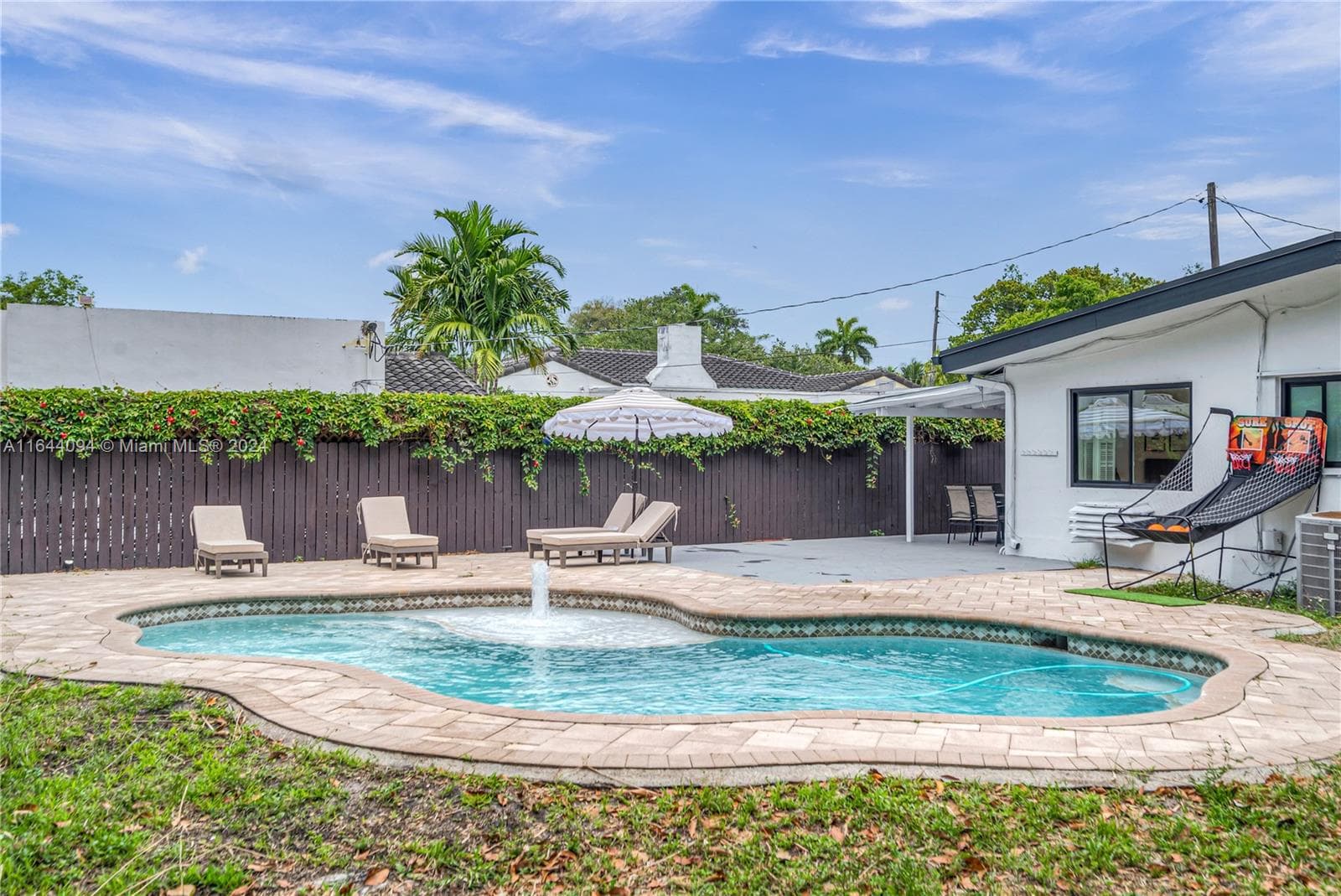 630 NE 117th St, Biscayne Park FL 33161 — 59