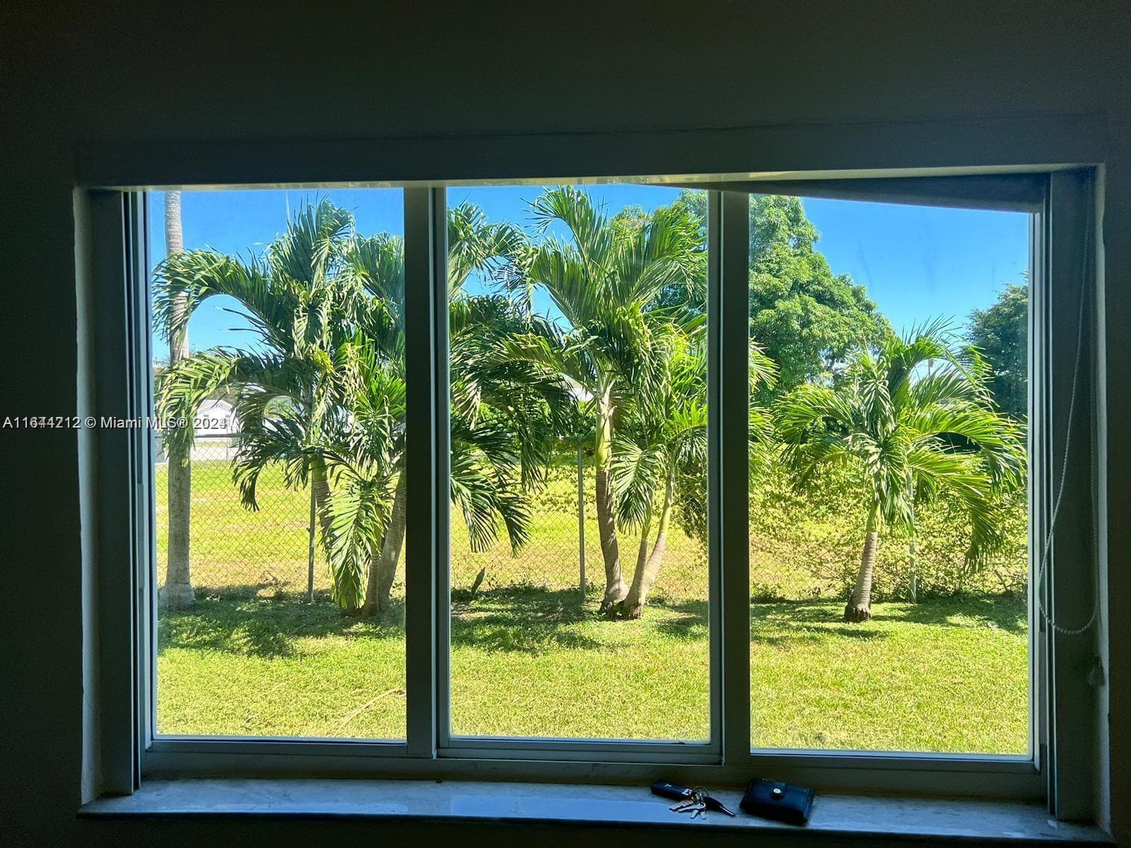 2500 NE 192nd St, Miami FL 33180 — 6