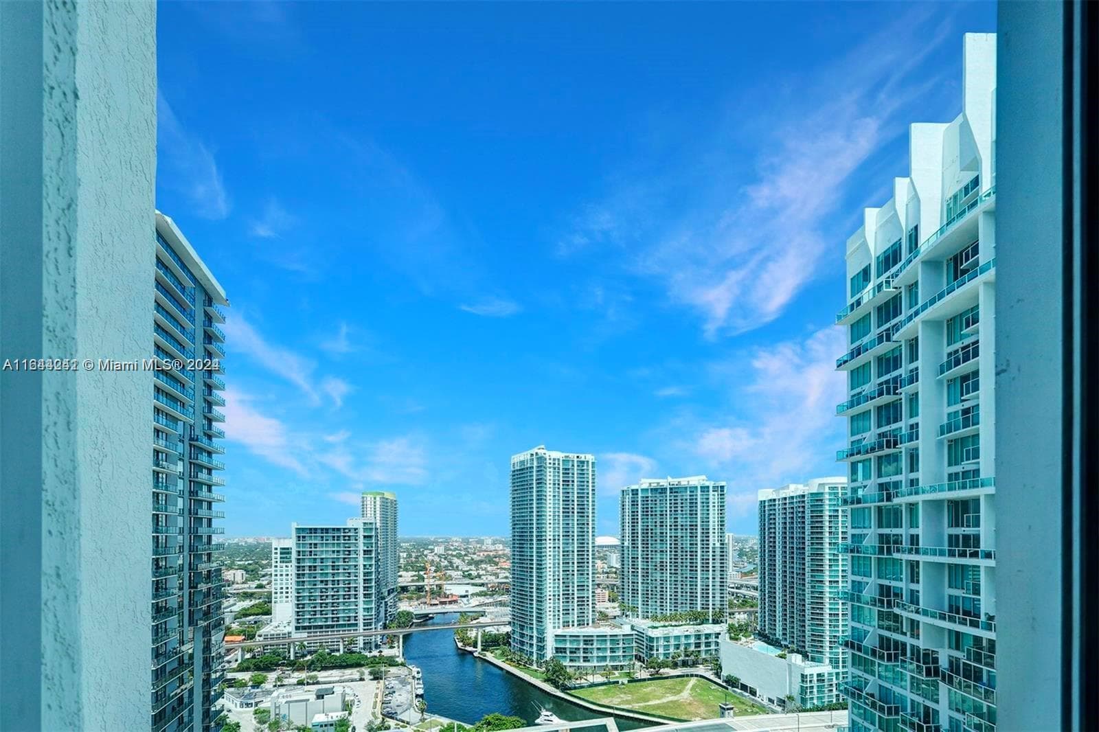 55 SE 6th St # 3401, Miami FL 33131 — 3