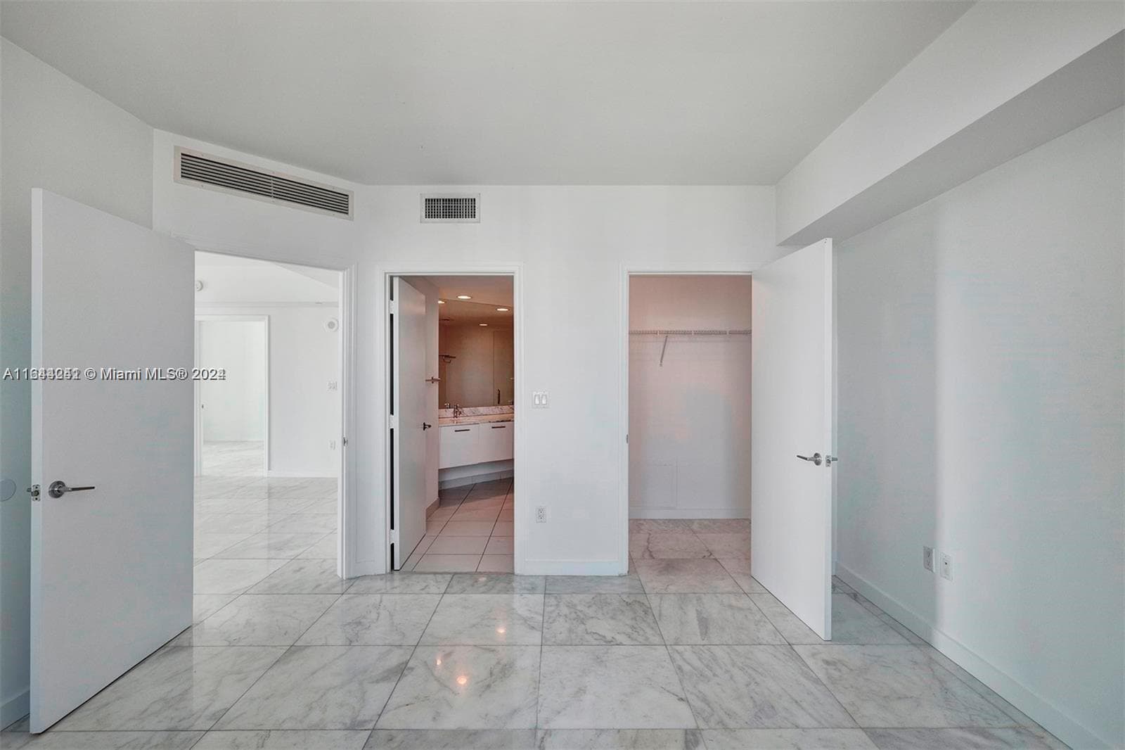 55 SE 6th St # 3401, Miami FL 33131 — 5