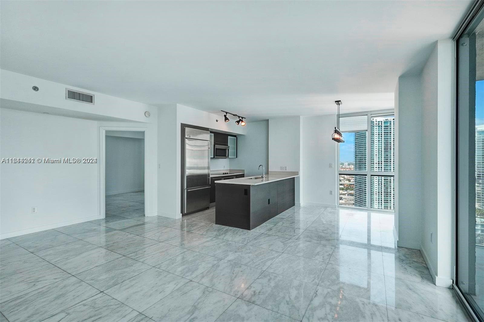 55 SE 6th St # 3401, Miami FL 33131 — 10
