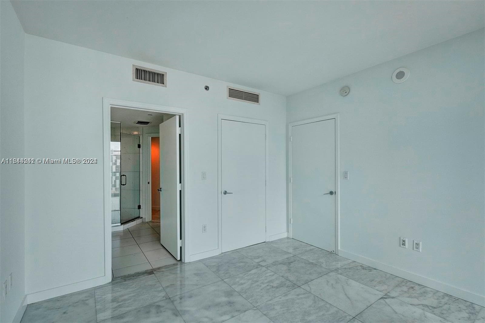 55 SE 6th St # 3401, Miami FL 33131 — 19