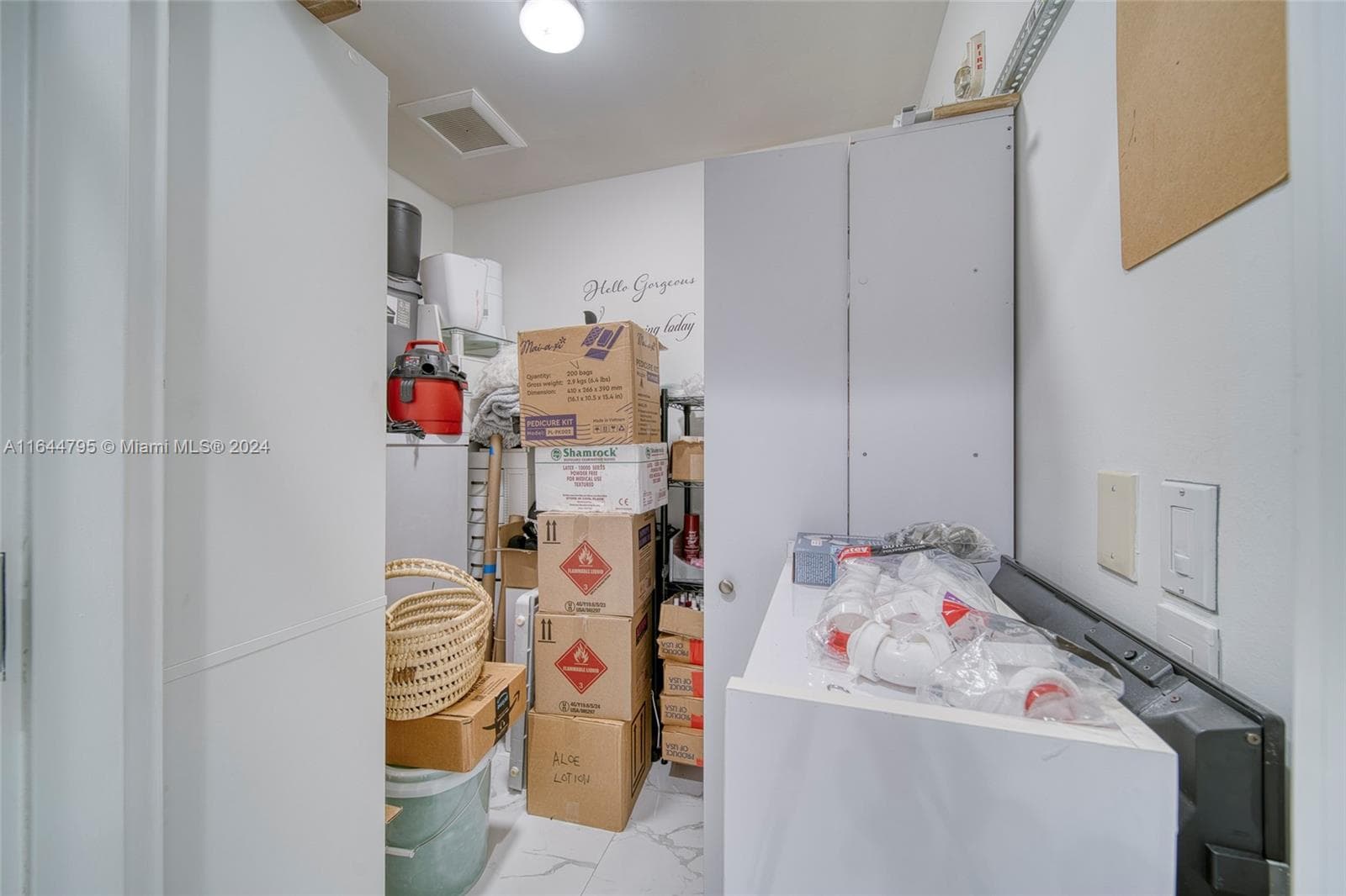 Full-Service Beauty Salon For Sale in Pinecrest, Miami FL 33156 — 23