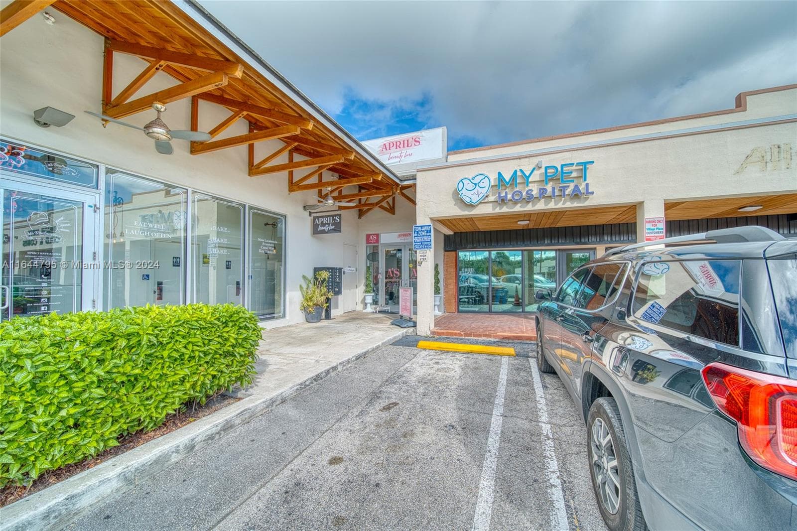 Full-Service Beauty Salon For Sale in Pinecrest, Miami FL 33156 — 27